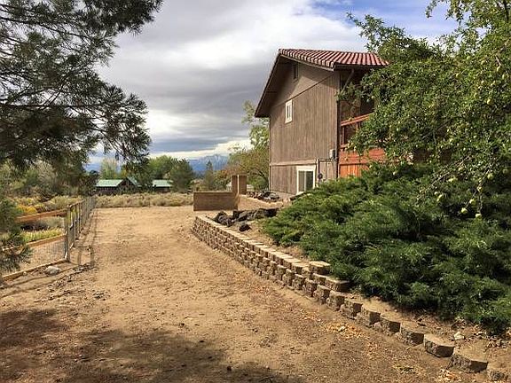 side driveway to back of lot