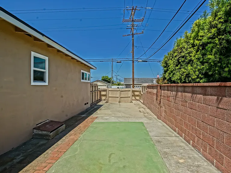 3531 W 226th St — Photo 37