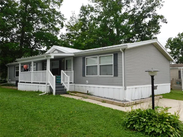 1645 Glenhaven Ln, Erie, PA 16509