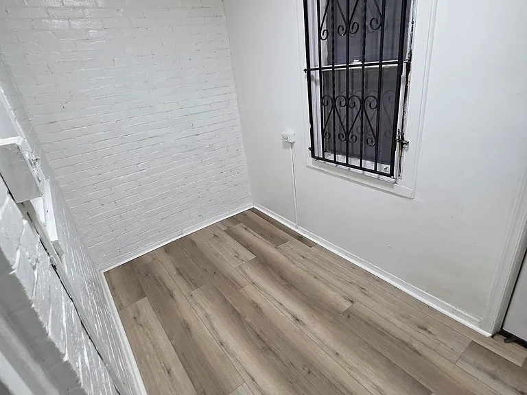 4228 N Fairhill St — Photo 13