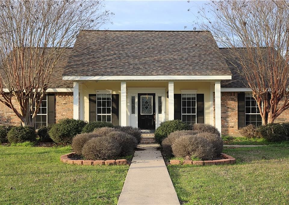 1st image of 183 Jessica Ln