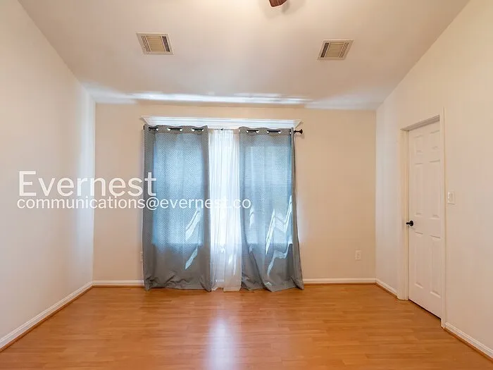 3951 Hartlake St — Photo 10
