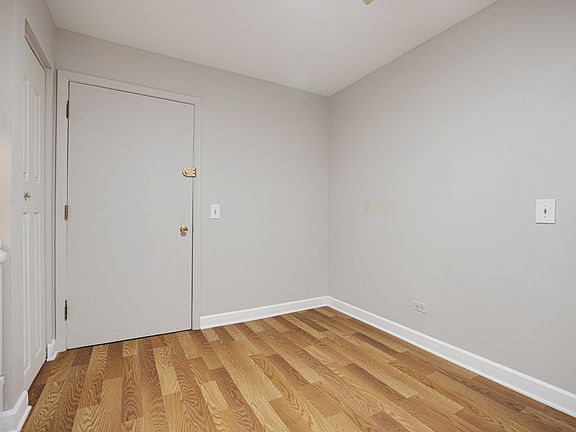 5th image of 2343 Ogden Ave APT 4