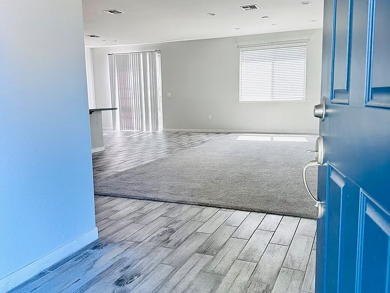 1241 Taburno Ave — Photo 4