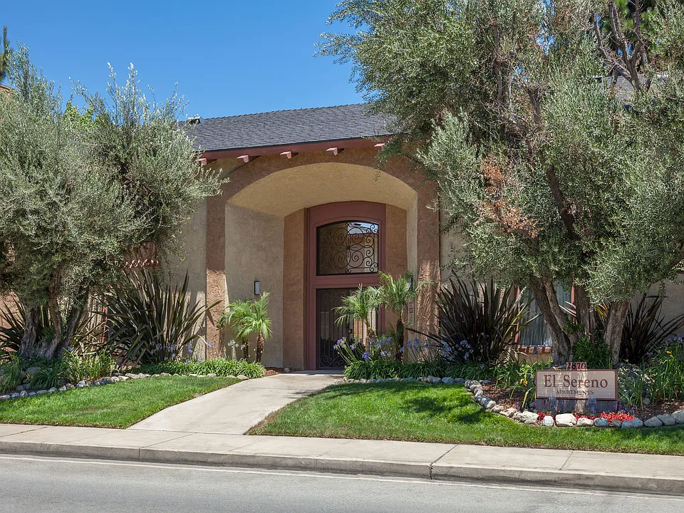 El Sereno Apartments