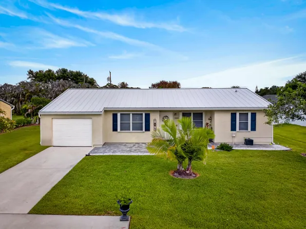 2341 SE West Blackwell Drive, Port St Lucie, FL 34952
