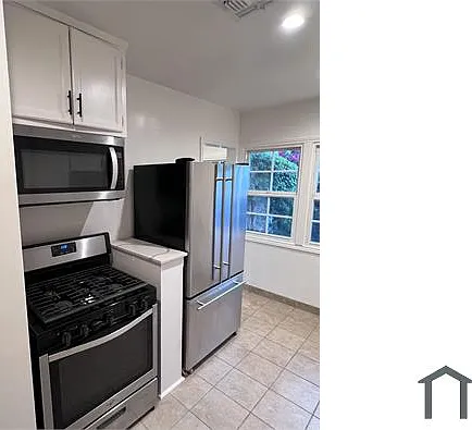 10650 Camarillo St — Photo 6