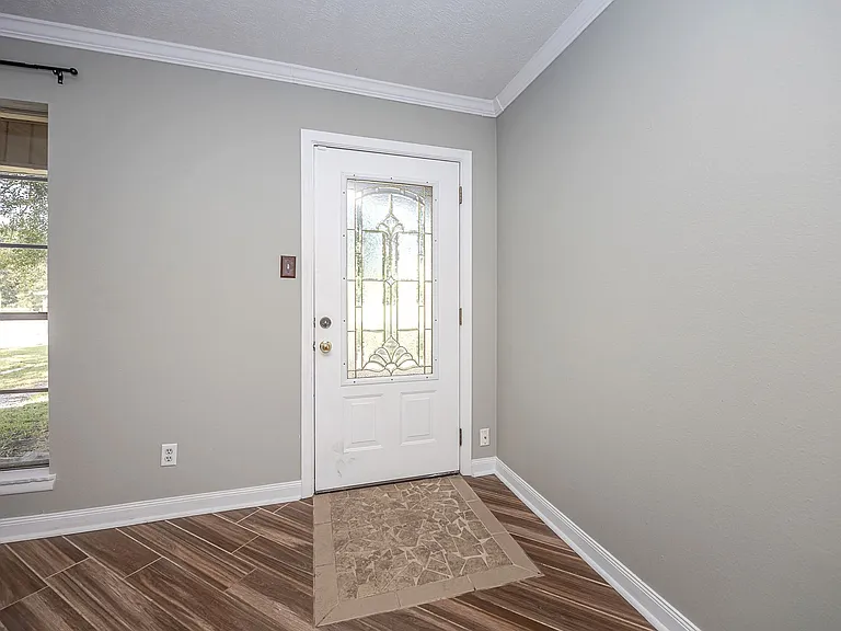 5836 Slater Cir — Photo 9