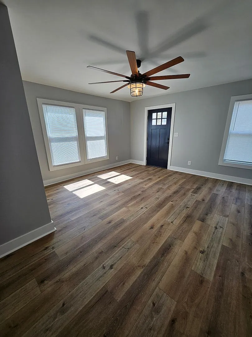 Renovated Duplex — Photo 2