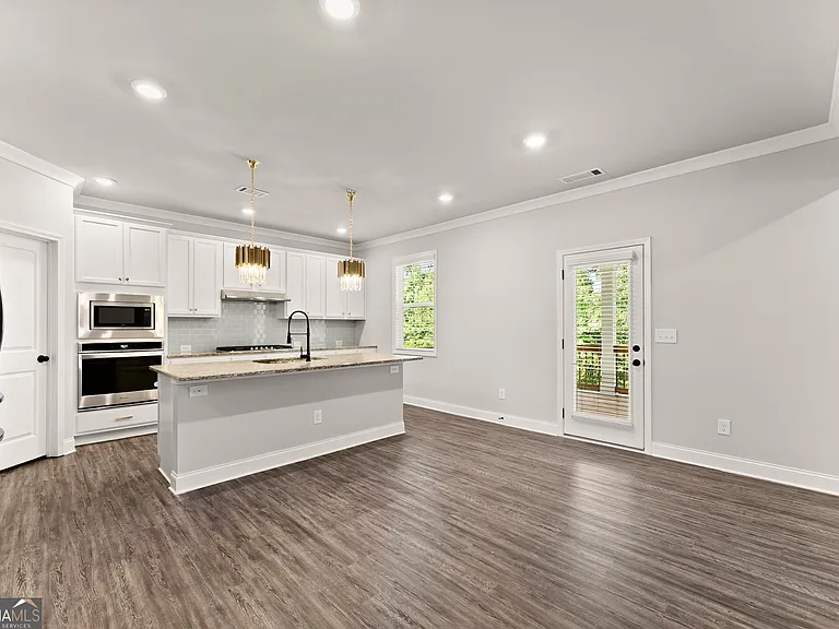 4656 Silver Oak Dr SW — Photo 10