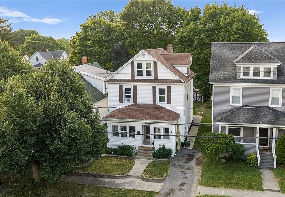 1st image of 468 Whittier Ave