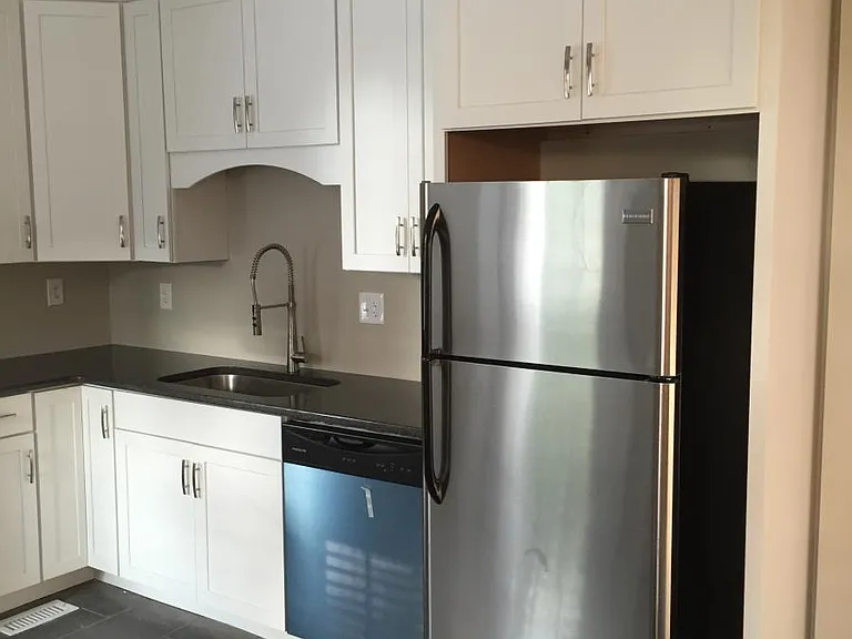 3206 Barton Ave — Photo 7
