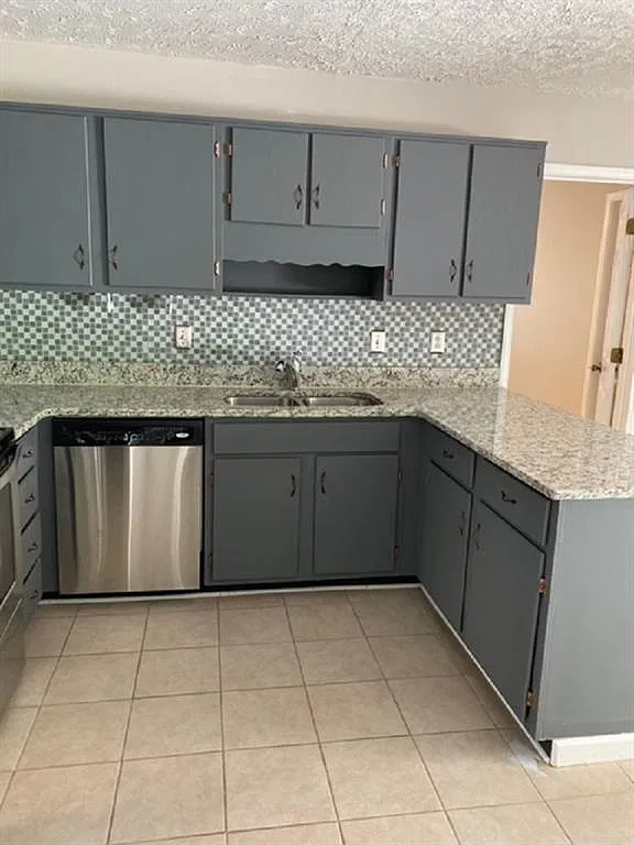2 bed, 2.0 bath, $1,850 — Photo 4
