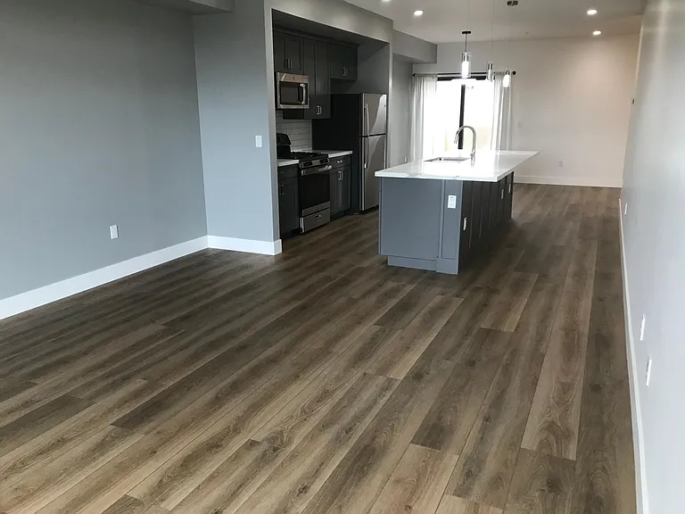 400 Ortiz Ave — Photo 3