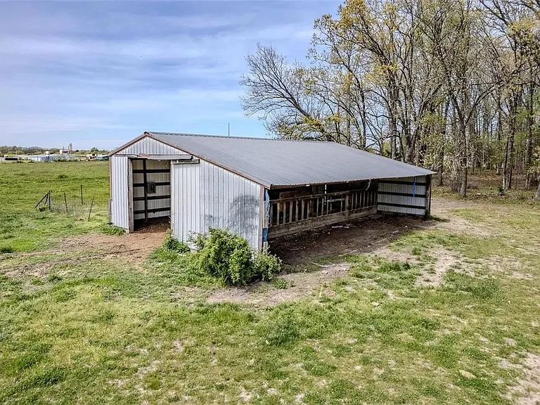 27018 N Highway 5 — Photo 26