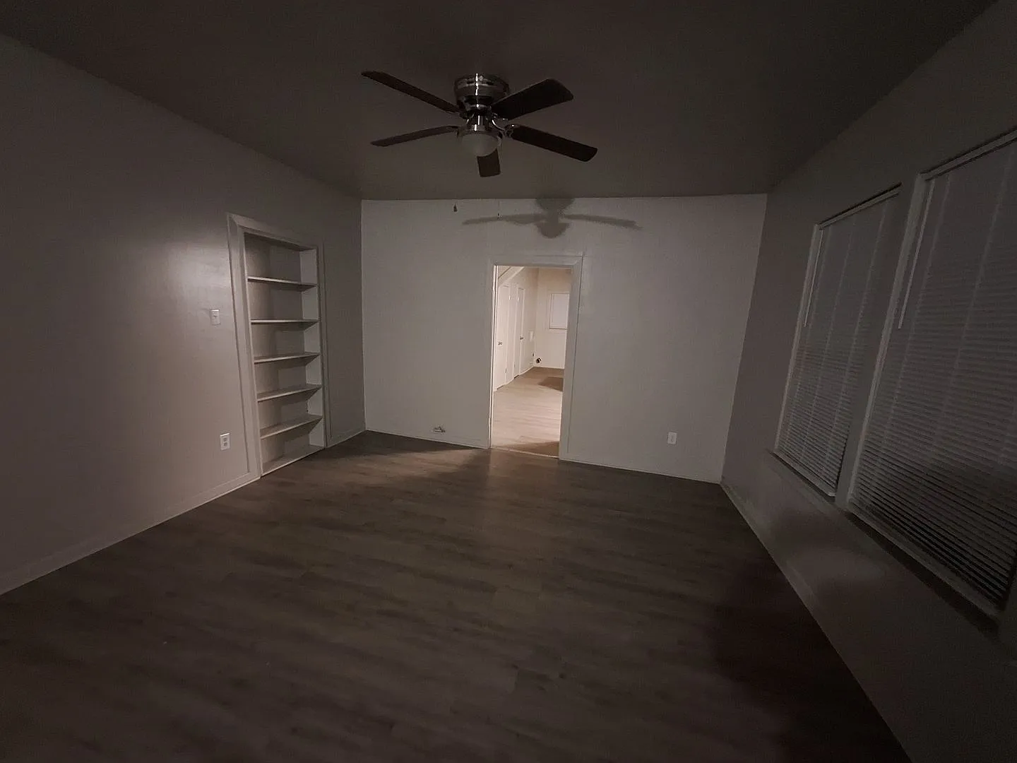 3 bedroom, 2 bath — Photo 2