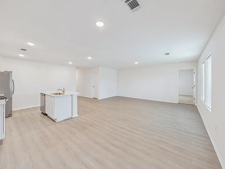 17 Vineyard Dr-20_05262026