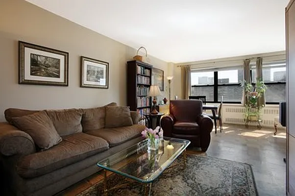 Sold by Citi Habitats | media 6