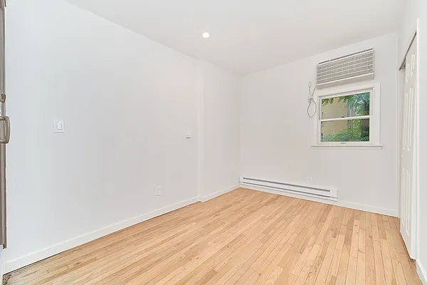 Rented by Living New York | media 23