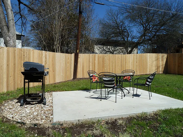 6802 La Salle Dr — Photo 33