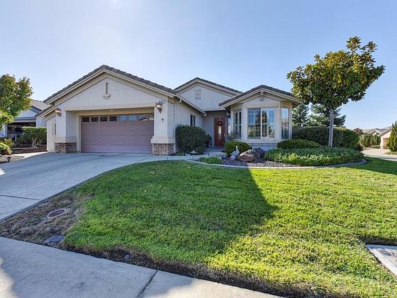 2nd image of 250 Golden Bluff Ct