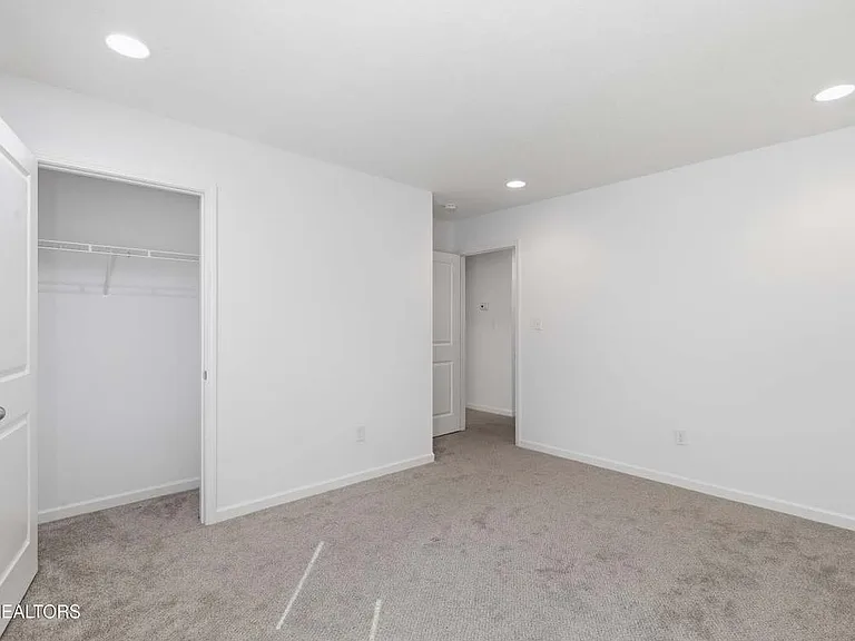 6513 Cara Cade Ln — Photo 31