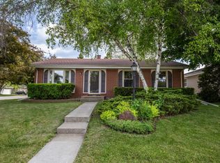 4901 Regal Ct, Racine, WI 53406
