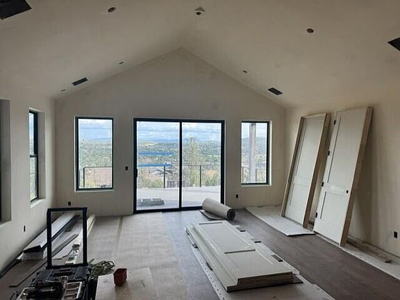 3rd image of 510 N Peak Loop