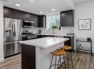 1260 Patricia Ave #3CAECD206, Simi Valley, CA 93065