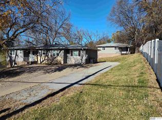 5220 Ames Ave, Omaha, NE 68104