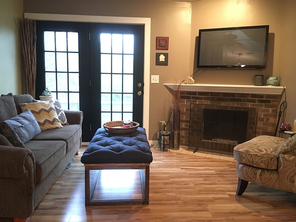 2nd image of 4637 Crow Creek Ct