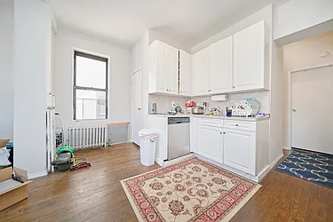 Rented by Living New York