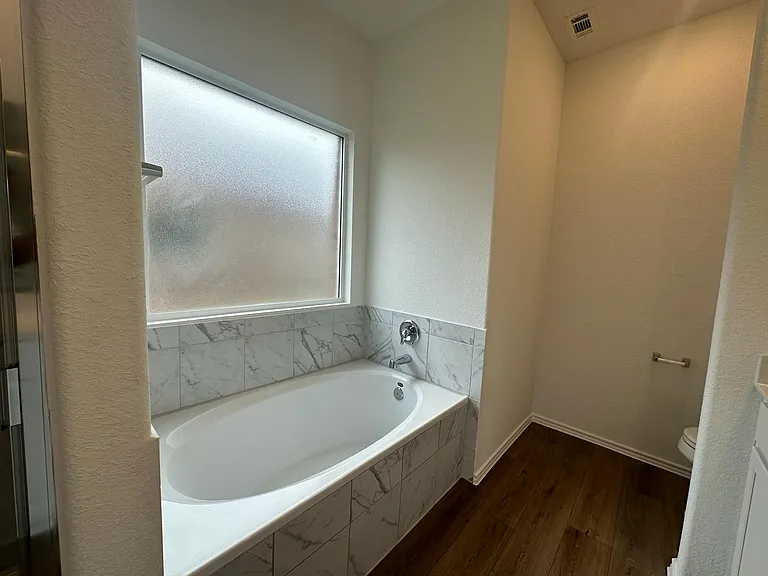312 Sonterra Dr — Photo 18