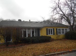 410 Maple Rd, La Salle, IL 61301