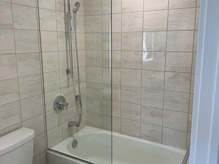 8 Cumberland St #1707 — Photo 5
