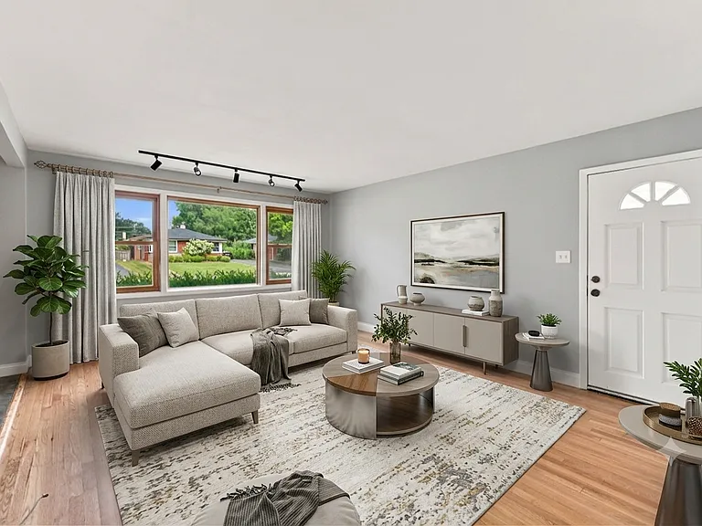 1113 S Haddow Ave — Photo 4