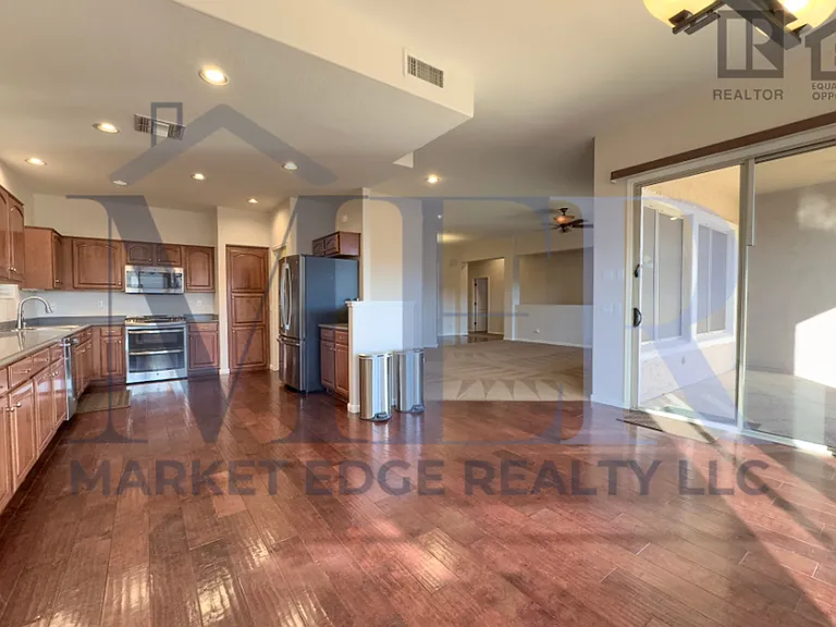 4944 E Villa Theresa Dr — Photo 12