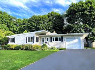 125 Fernboro Rd, Rochester, NY 14618