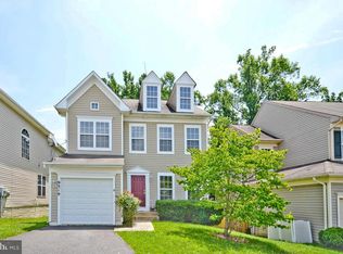 9319 Hedgeford St, Manassas Park, VA 20111