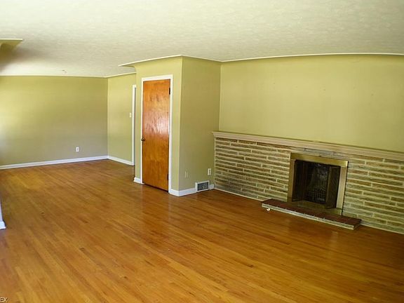 3rd image of 5005 Norquest Blvd