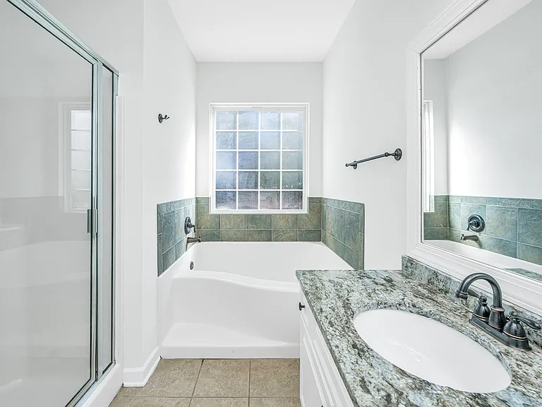 1476 Belcourt Ln — Photo 21