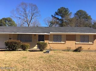 356 Queen Isabella Ln, Jackson, MS 39209