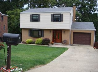 210 McClellan Dr, Pittsburgh, PA 15236