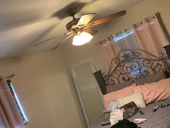 4th image of 2789 NW 13th St Unit 1
