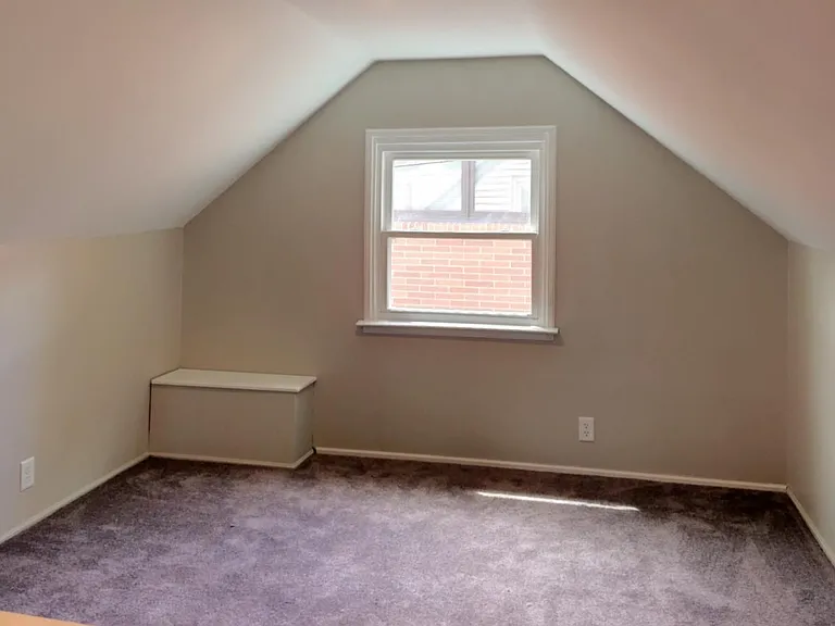 2125 32nd St NW — Photo 14