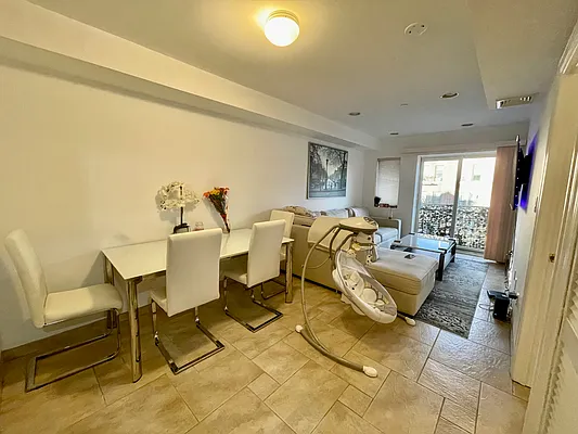 Rented by Oxford Property Group | media 20