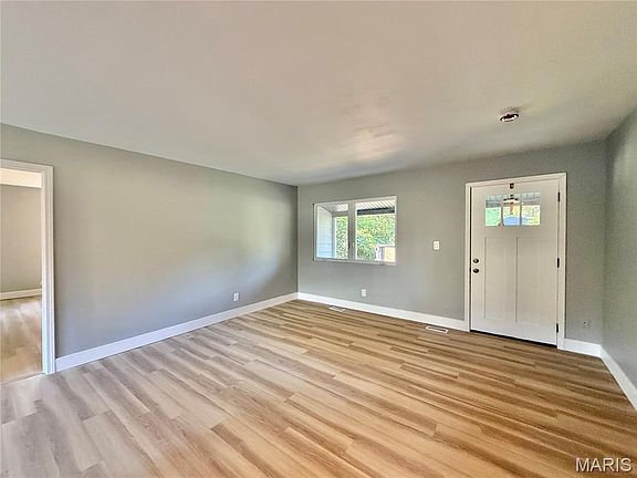 5th image of 1651 Crystal Heights Rd