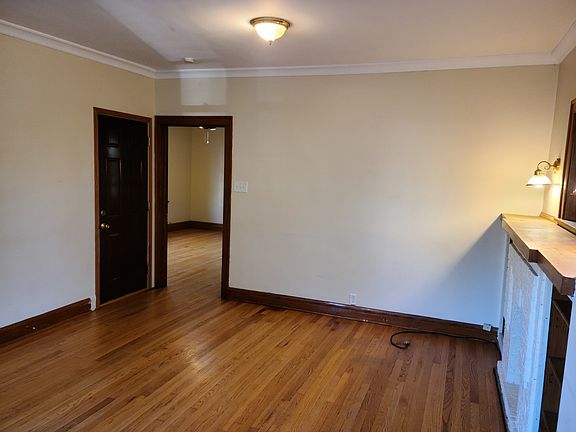 4th image of 2104 Elmwood Ave #1