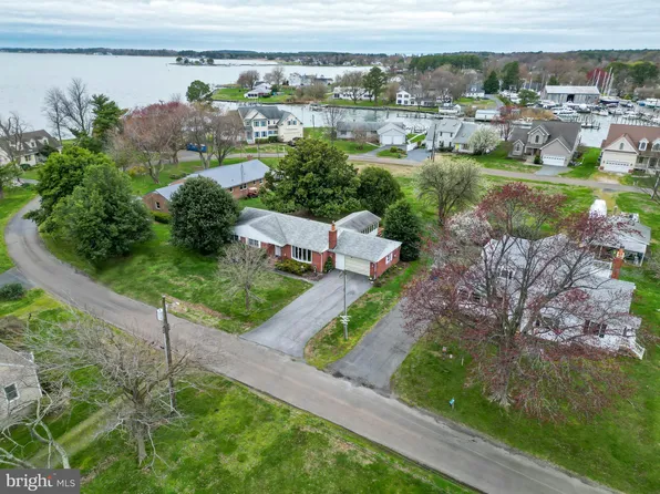 21681 Camper Cir, Tilghman, MD 21671