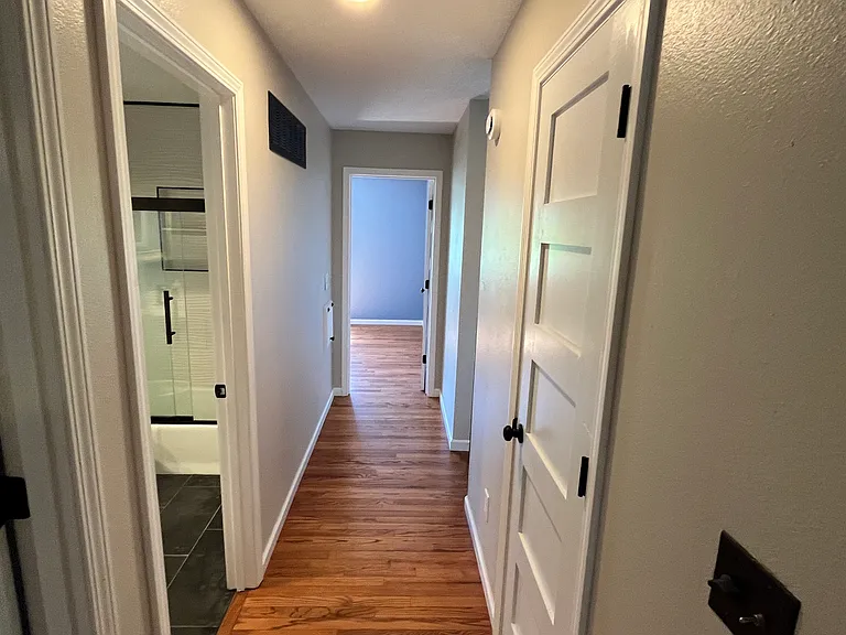 8 Parkrose Ct — Photo 30